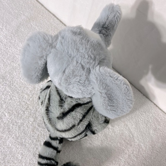 Mashmals Grey White Ellie Cat Elephant Cat Hybrid Plush Toy Stuffed Animal - Picture 4 of 10